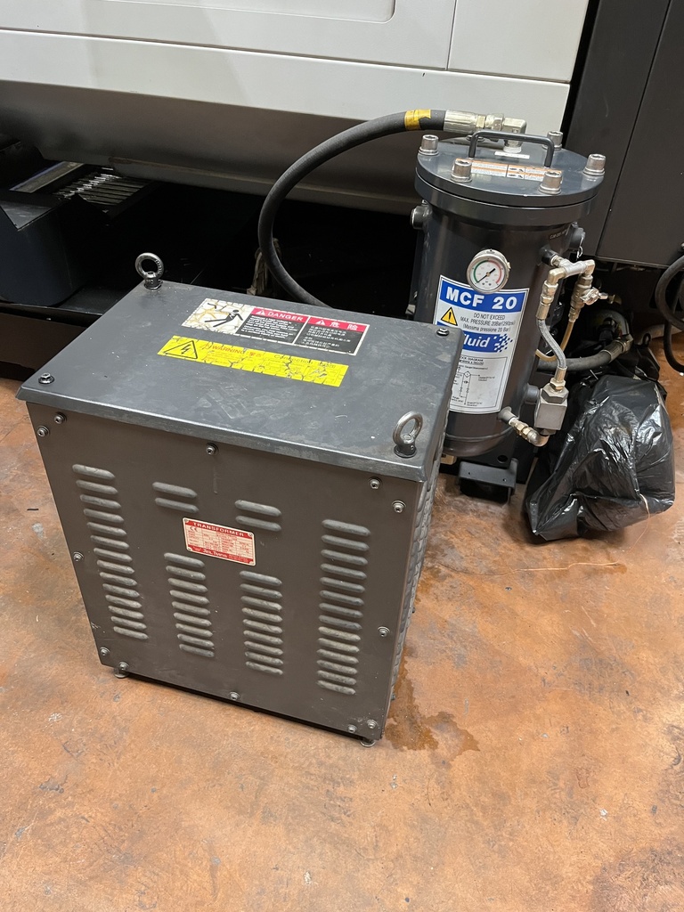 CENTRE D'USINAGE VERTICAL DOOSAN Type DNM 500